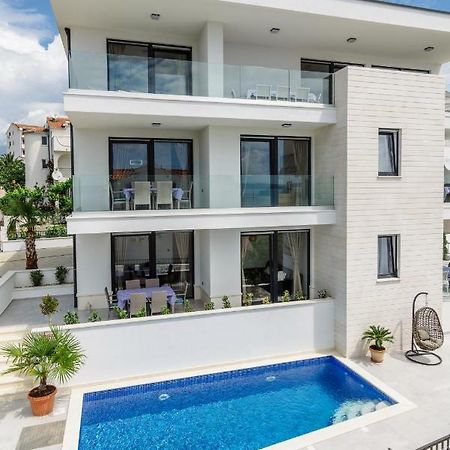 Apartments Villa Dalmatia Trogir Bagian luar foto