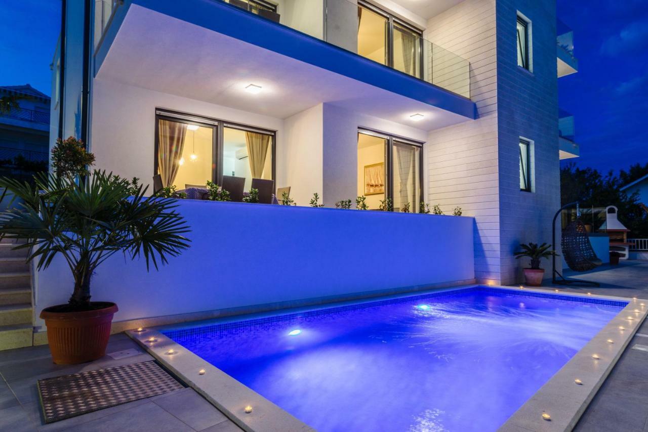 Apartments Villa Dalmatia Trogir Bagian luar foto
